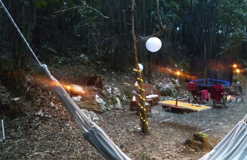 Ruiloba Apartment | Glamping tent in forest by the sea