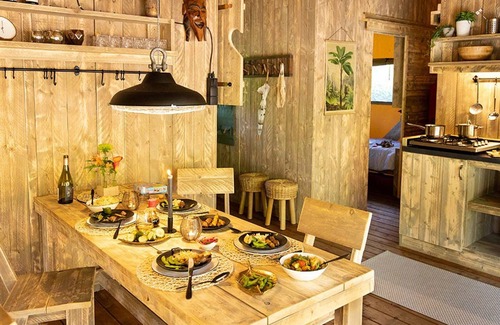 Mol House | Glampingtent Silver Lodge 6 by Interhome