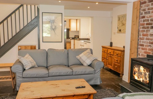 Hendrerwydd Cottage | GLAN CLWYD ISA - THE BIG BARN, pet friendly, with pool in Denbigh