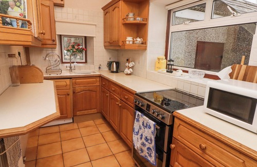 Gorseinon Cottage | Glan Yr Afon