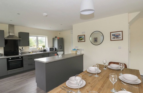 Gwystre Cottage | GLANDWR HOUSE, with a garden in Llandrindod Wells