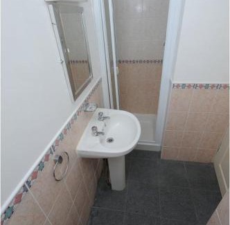 Roscoe Other | Glasan Holiday Village