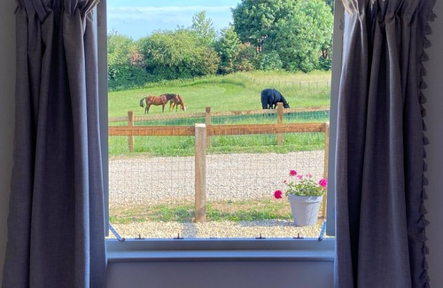 Bourton House | Glebe Barn - heart of the Cotswolds