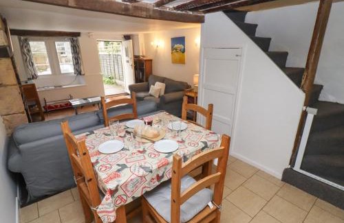 Bourton House | Gleed Cottage