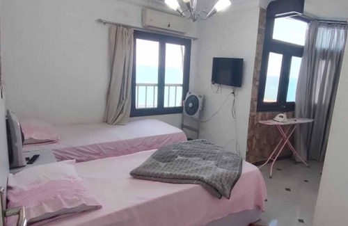 Alexandria Condo | Gleem Condo direct Sea view , Alexandria