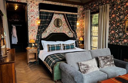 Oban House | Glencruitten House