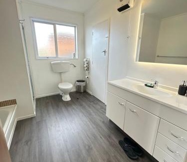 Dunedin House | Glenpark Lodge