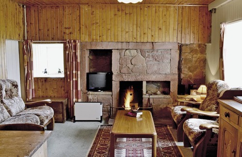 Kirriemuir Cottage | Glentairre Cottage - SWWW