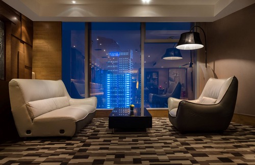 Jeifangbei Central Business District Hotel | Glenview ITC Plaza Chongqing