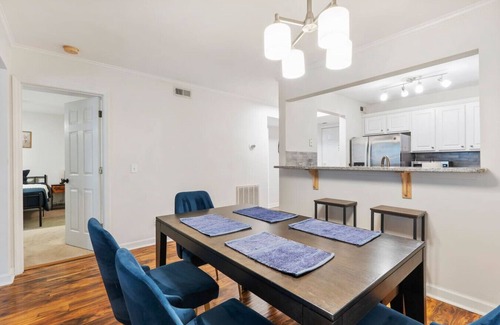 Tuckahoe Apartment | Glenwood Gable- near downtown Raleigh