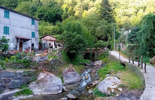 Stazzema House | Gli Orti di Mulina le Apuane con parcheggio privato e WiFi