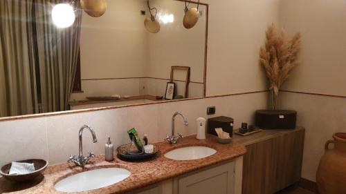 Carpena Bed & Breakfast | Glicine & more Forlì