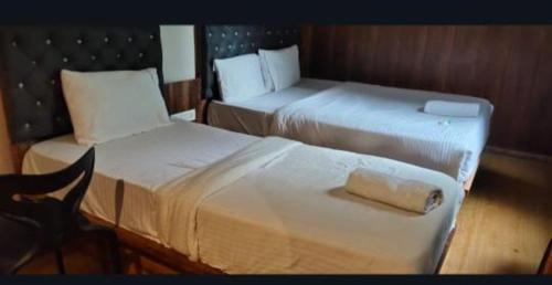 Mumbai Hotel | Glitz Hotels New Pacific - Nr International Airport Mumbai