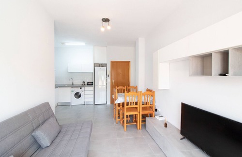 Canet de Berenguer Apartment | Global Properties: Apartment with large terrace on Canet beach
