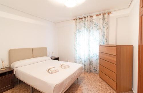 Port de Sagunt Apartment | Global Properties, Apartamento centrico en Puerto de Sagunto para 5 personas