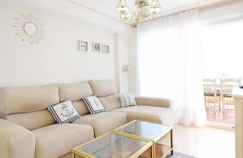 Almarda Apartment | Global Properties, Ático con terraza y piscina en playa Almardá
