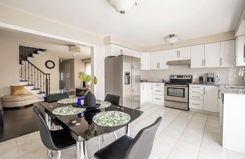 York Regional Municipality House | GLOBALSTAY Modern 3BR house in Newmarket