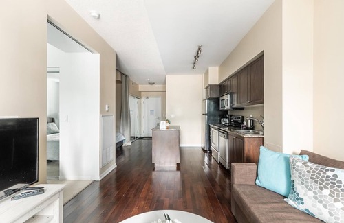 Fort York Condo | GLOBALSTAY. Modern Bright 1Br+DEN Unit in Downtown