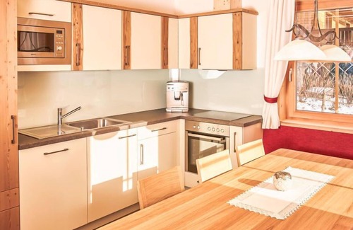 Heiligenblut House | Glockner by Interhome