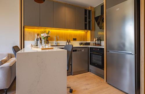 Lara Apartment | Glory Life