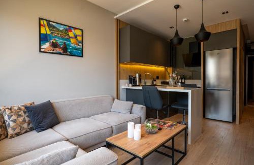 Lara Apartment | Glory Life