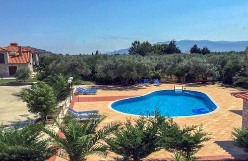 Paralio Astros Villa | Glyfada Villas