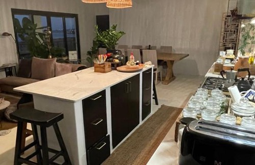 Shelley Point Villa | Gneiss Luxury Beachfront House