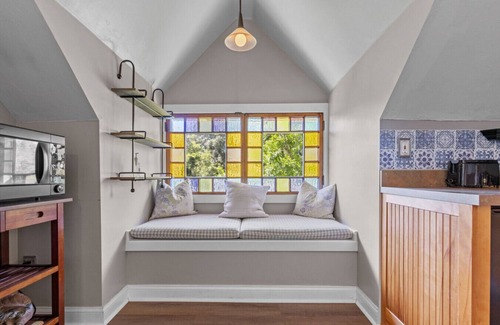 Gainesville House | GNV Downtown Estate- Sleeps 16 - Groups & Events