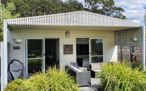 Ulverstone House | Goat Island Bungalow
