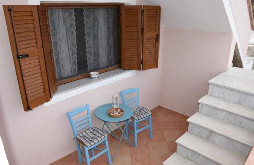 Sourpi Apartment | Goddesses Villa 1 in Nies