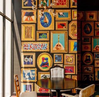 Mata Redonda Apartment | Gold Rabbit at 26, City Views and Wonderland Vibes!