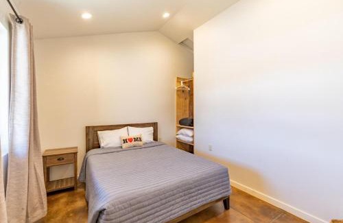 Custer House | Gold Valley Camp Cabin 5