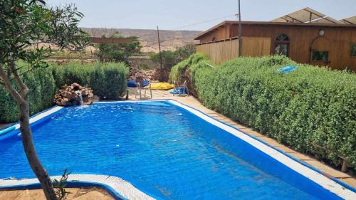 Akermoud House | Golden Baibah