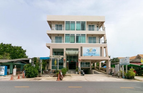 Prachuap Khiri Khan Hotel | Golden Beach Boutique Resort