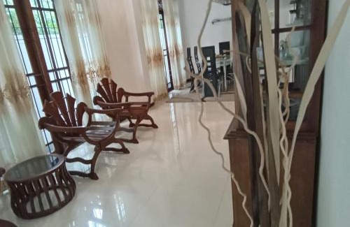 Negombo House | Golden Breeze Villa - Negombo