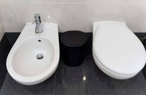 Vysehrad Apartment | Golden Cat Suite Summ