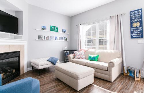Roseland Apartment | Golden Dome Getaway Townhome Close To ND
