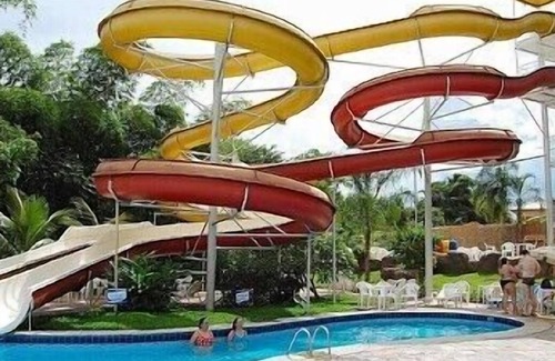 Bandeirantes Apartment | Golden Dophin grand hotel suite 3 people being under 5 years old