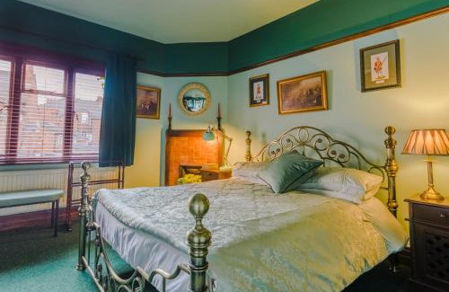 Chester Hotel | Golden Eagle