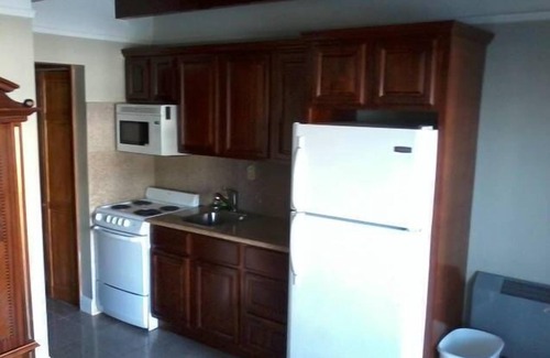 Plattsburgh Hotel | Golden Gate Lodging