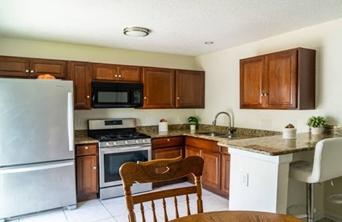 Southwest Orlando House | Golden Palms On Aventura Blvd