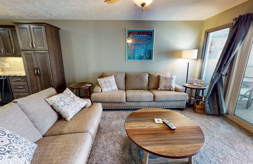 Osage Beach Condo | Golden Reef - Comfortable 2 Bdrm condo