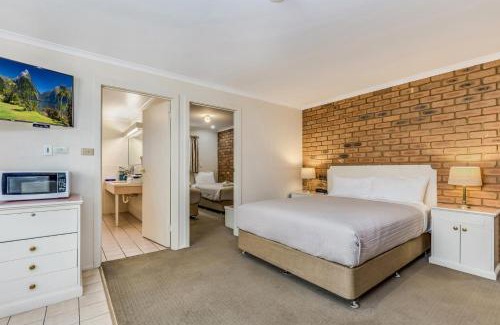 Golden Square Hotel | Golden Square Motor Inn