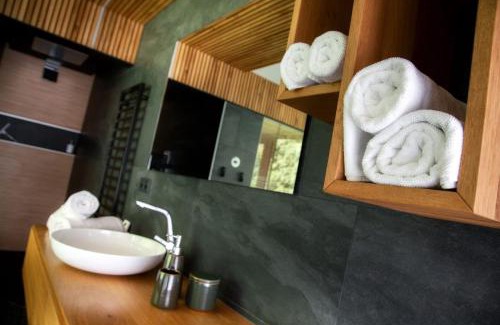 Sankt-Vith Apartment | Golden Sunset Wellness Suite