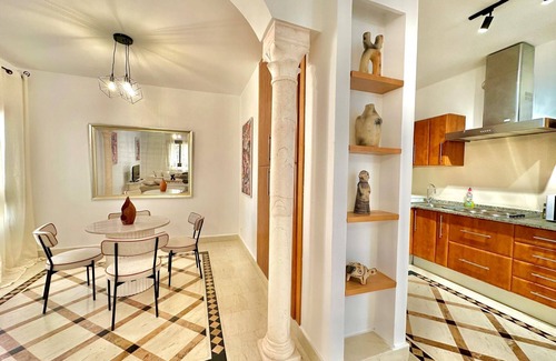 La Marsa Apartment | GOLDEN TULIP APT SPACIEUX AVEC DEUX TERRASSES
