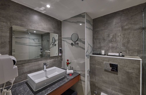 Tirupati Hotel | Golden Tulip Tirupati