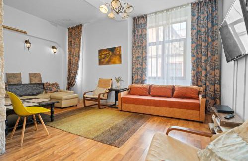 Bucharest City-Centre Apartment | Golden Villa - in the Heart of Old Town Bucharest