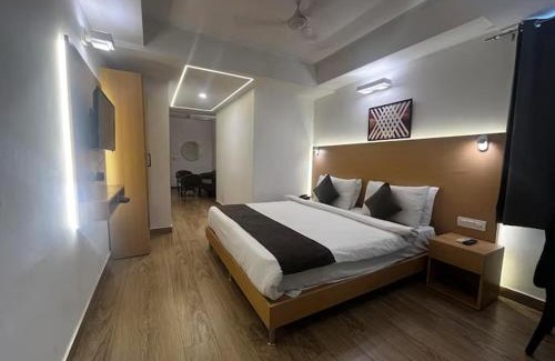 New Delhi Hotel | GoldenKeys Inn