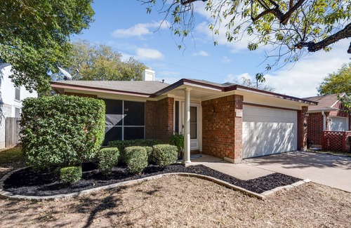 Milwood House | Goldilocks said it perfect - It's JUST RIGHT!
