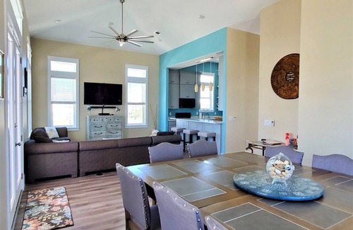 Navarre Beach House | Golf cart, roof deck, elevator, spa, chef kitchen. 600' from beach. 5 π rating!